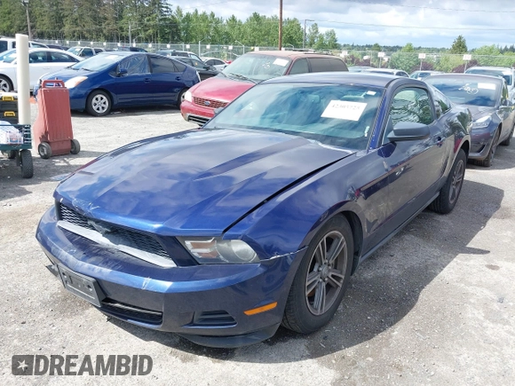 2012 Ford Mustang Premium z VIN 1ZVBP8AM6C5286607, wystawiony jako IAAI lot #42305725 z przebiegiem 137 065 mil mil oraz . Historia ofert i sprzedaży dostępna na DreamBid. Obrazek 18.