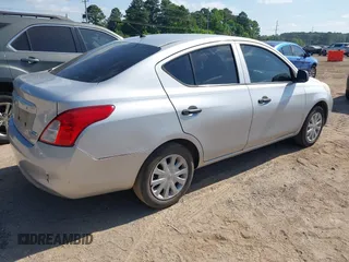 2014 Nissan Versa SV with VIN 3N1CN7AP3EL844288, listed as a IAAI auction lot 42038825 with 135,942 mi miles and . Bid and sale history available at carsss.com. Image 4.