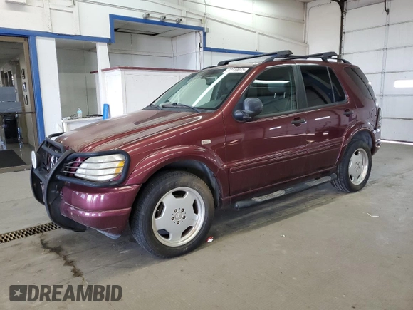 1998 Mercedes-Benz M-Class with VIN 4JGAB54E6WA048764, listed as a Copart auction lot 50410075 with 72,580 mi miles and Clean Title. Bid and sale history available at carsss.com. Image 1.