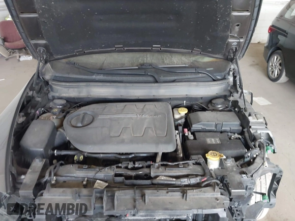 2016 Jeep Cherokee Trailhawk with VIN 1C4PJMBS0GW169184, listed as a IAAI auction lot 42255346 with 152,802 mi miles and . Bid and sale history available at DreamBid. Image 10.