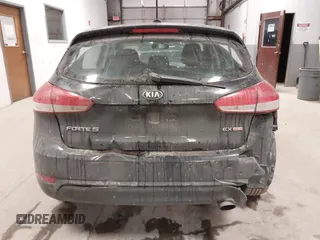2015 Kia Forte 5-Door EX with VIN KNAFX5A83F5372237, listed as a IAAI auction lot 41414128 with 178,767 mi miles. Bid and sale history available at carsss.com. Image 16.