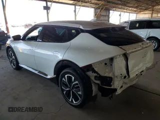 2022 Kia EV6 Wind z VIN KNDC34LA2N5059822, wystawiony jako Copart lot #54371445 z przebiegiem 78 895 mil mil oraz Szkoda całkowita • Salvage title. Historia ofert i sprzedaży dostępna na DreamBid. Obrazek 2.