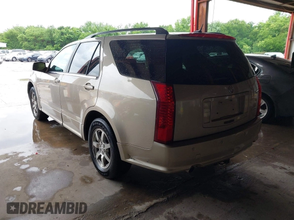 2006 Cadillac SRX z VIN 1GYEE637160193975, wystawiony jako IAAI lot #42187852 z przebiegiem 206 249 mil mil oraz . Historia ofert i sprzedaży dostępna na DreamBid. Obrazek 3.