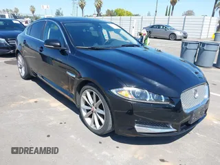 2015 Jaguar XF Portfolio z VIN SAJWA0F77F8U88693, wystawiony jako IAAI lot #41996802 z przebiegiem 83 454 mil mil oraz . Historia ofert i sprzedaży dostępna na DreamBid. Obrazek 1.