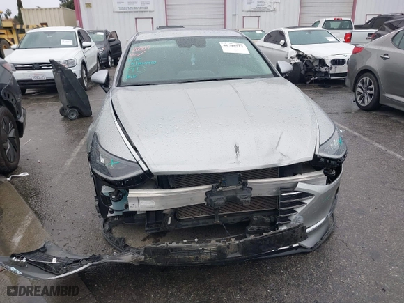 2020 Hyundai Sonata SE with VIN 5NPEG4JA7LH012153, listed as a IAAI auction lot 41748512 with 59,206 mi miles. Bid and sale history available at carsss.com. Image 12.