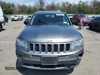 2011 Jeep Compass with VIN 1J4NT1FB6BD213942, listed as a Copart auction lot 73628384 with 133,652 mi miles and Non Repairable. Bid and sale history available at carsss.com. Image 5.