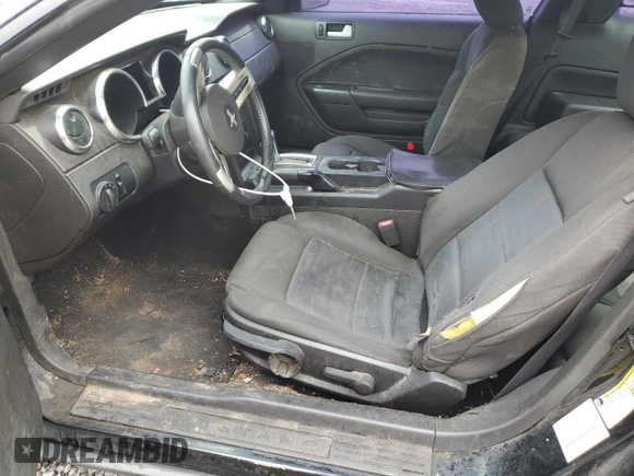 2008 Ford Mustang Deluxe with VIN 1ZVHT80N085188020, listed as a Copart auction lot 53975705 with 258,015 mi miles and Clean Title. Bid and sale history available at carsss.com. Image 7.