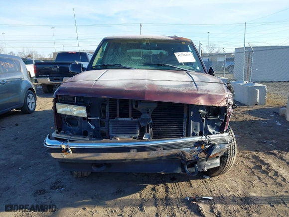 1996 Chevrolet Tahoe with VIN 1GNEK13R9TJ336722, listed as a IAAI auction lot 41576273 with 163,609 mi miles. Bid and sale history available at carsss.com. Image 13.