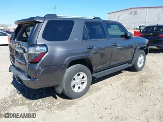 2020 Toyota 4Runner SR5 with VIN JTEBU5JR7L5774904, listed as a IAAI auction lot 41639477 with 36,671 mi miles. Bid and sale history available at carsss.com. Image 4.