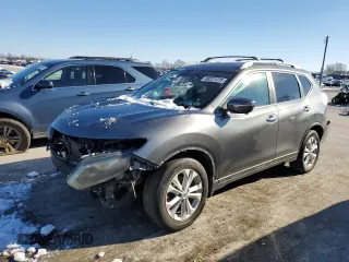 2014 Nissan Rogue S z VIN 5N1AT2MT9EC817027, wystawiony jako Copart lot #88221235 z przebiegiem Nie podano mil oraz Szkoda całkowita • Salvage title. Historia ofert i sprzedaży dostępna na DreamBid. Obrazek 1.