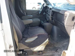 2016 Chevrolet Express Cargo Van with VIN 1GCWGAFFXG1295569, listed as a IAAI auction lot 41749305 with 1 mi miles. Bid and sale history available at carsss.com. Image 5.