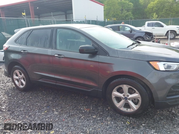 2020 Ford Edge SE z VIN 2FMPK3G97LBA25233, wystawiony jako IAAI lot #42240381 z przebiegiem 53 868 mil mil oraz . Historia ofert i sprzedaży dostępna na DreamBid. Obrazek 14.