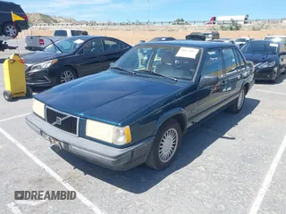1995 Volvo 900 с VIN YV1JS8313S1197383, выставлен на аукционе IAAI как лот 41877807 с пробегом 140 298 миль миль и . История ставок и продаж доступна на DreamBid. Изображение 2.