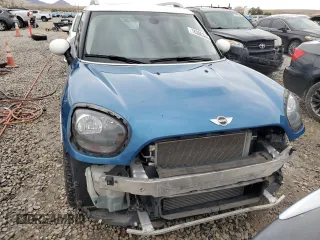 2017 MINI Countryman Cooper with VIN WMZYV5C39H3E02281, listed as a Copart auction lot 76300344 with 89,570 mi miles and Salvage Title. Bid and sale history available at carsss.com. Image 5.
