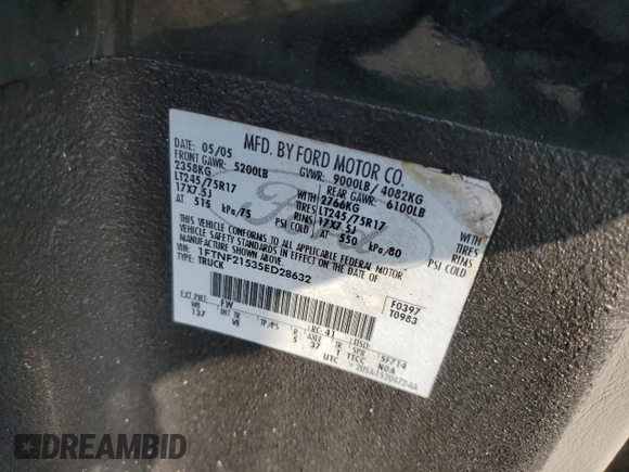 2005 Ford F-250 XL with VIN 1FTNF21535ED28632, listed as a Copart auction lot 47777775 with 136,555 mi miles and Clean title. Bid and sale history available at DreamBid. Image 12.