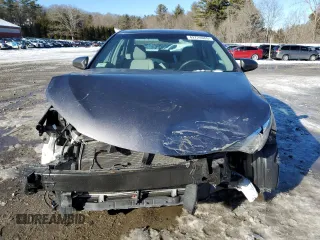2017 Toyota Camry XLE with VIN 4T1BF1FK2HU734077, listed as a Copart auction lot 42724665 with 29,728 mi miles and Salvage title. Bid and sale history available at DreamBid. Image 5.