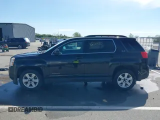 2015 GMC Terrain SLE z VIN 2GKALREK5F6400263, wystawiony jako IAAI lot #42110515 z przebiegiem 174 064 mil mil oraz . Historia ofert i sprzedaży dostępna na DreamBid. Obrazek 14.