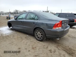2006 Volvo S60 2.4L Turbo with VIN YV1RS547362531500, listed as a Copart auction lot 88526575 with 60,107 mi miles and Salvage Title. Bid and sale history available at carsss.com. Image 2.