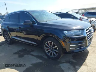 2017 Audi Q7 Premium Plus z VIN WA1LAAF78HD014862, wystawiony jako IAAI lot #42333576 z przebiegiem 104 172 mil mil oraz . Historia ofert i sprzedaży dostępna na DreamBid. Obrazek 1.