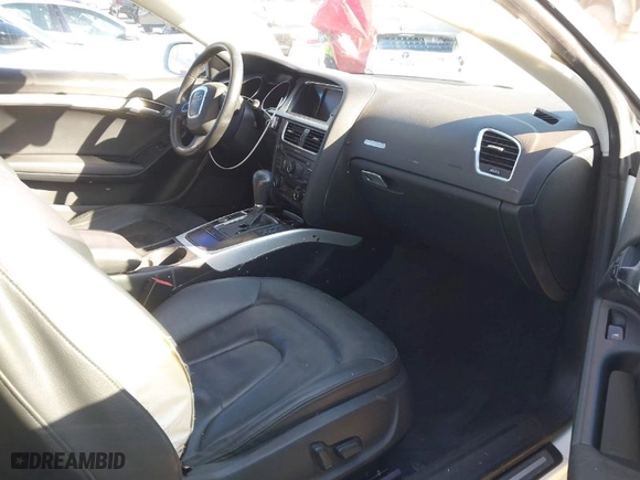 2012 Audi A5 2.0T Premium Plus with VIN WAULFAFR7CA004372, listed as a IAAI auction lot 41625978 with 189258 miles. Bid and sale history available at carsss.com. Image 5.