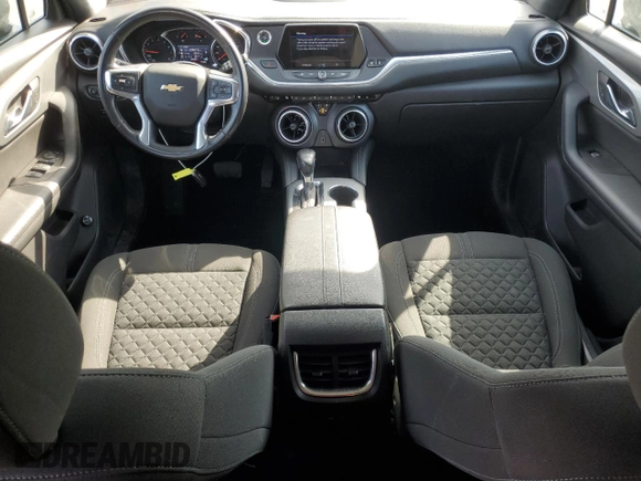 2019 Chevrolet Blazer с VIN 3GNKBGRS8KS585235, выставлен на аукционе Copart как лот 48124225 с пробегом 131 019 миль миль и Списание • Salvage title. История ставок и продаж доступна на DreamBid. Изображение 8.