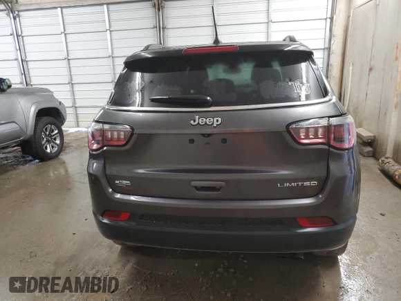2018 Jeep Compass Limited with VIN 3C4NJCCBXJT318911, listed as a Copart auction lot 42123395 with 139,024 mi miles and Salvage Title. Bid and sale history available at carsss.com. Image 6.