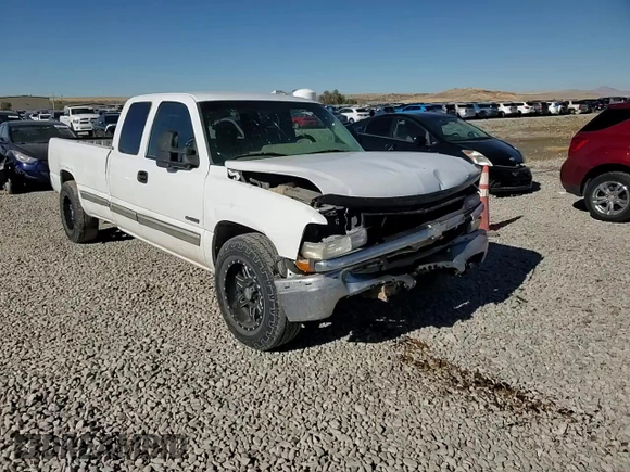 2001 Chevrolet Silverado 1500 LS with VIN 1GCEC19V11E232175, listed as a Copart auction lot 79202904 with 309,623 mi miles and Salvage Title. Bid and sale history available at DreamBid. Image 11.