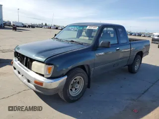 1995 Toyota T100 DX with VIN JT4VD12E3S0014938, listed as a Copart auction lot 50201665 with 314,439 mi miles and Salvage Title. Bid and sale history available at carsss.com. Image 1.