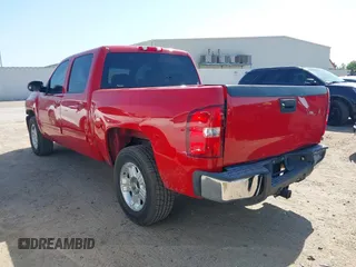 2011 Chevrolet Silverado 1500 LT with VIN 3GCPCSE00BG281371, listed as a IAAI auction lot 41993885 with 174,880 mi miles and . Bid and sale history available at DreamBid. Image 3.