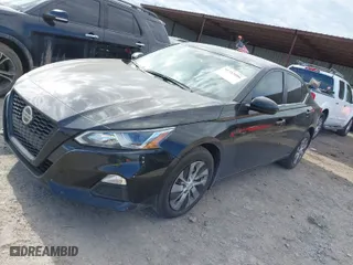 2020 Nissan Altima 2.5 S with VIN 1N4BL4BW0LN323356, listed as a IAAI auction lot 41353886 with 36,830 mi miles. Bid and sale history available at carsss.com. Image 2.