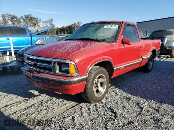 1995 Chevrolet S-10 with VIN 1GCCS1447SK170275, listed as a Copart auction lot 76054254 with 335,999 mi miles and Salvage Title. Bid and sale history available at DreamBid. Image 1.