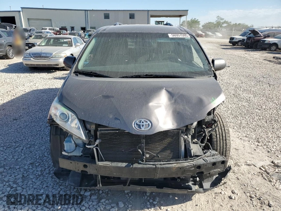 2016 Toyota Sienna LE AAS с VIN 5TDKK3DC8GS755476, выставлен на аукционе Copart как лот 56951595 с пробегом 228 678 миль миль и Списание • Salvage title. История ставок и продаж доступна на DreamBid. Изображение 5.