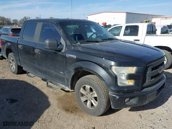 2015 Ford F-150 XL with VIN 1FTEW1CP2FKE84236, listed as a IAAI auction lot 41736252 with 306,293 mi miles. Bid and sale history available at carsss.com. Image 1.