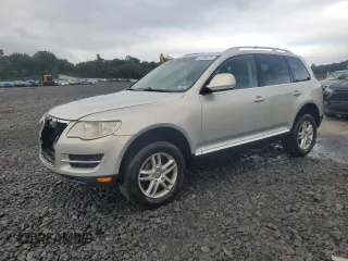 2009 Volkswagen Touareg VR6 with VIN WVGBE77L59D018546, listed as a Copart auction lot 65333275 with 190,774 mi miles and Salvage title. Bid and sale history available at DreamBid. Image 1.