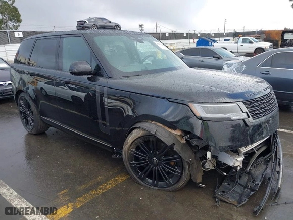 2025 Land Rover Range Rover SE with VIN SALKP9E90SA258525, listed as a IAAI auction lot 41782402 with 5,960 mi miles. Bid and sale history available at carsss.com. Image 1.