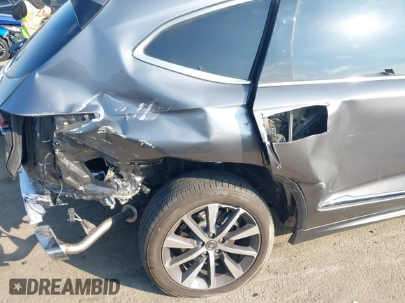 2025 Acura MDX Technology with VIN 5J8YD9H43SL000421, listed as a IAAI auction lot 41470306 with 17,143 mi miles and . Bid and sale history available at DreamBid. Image 19.