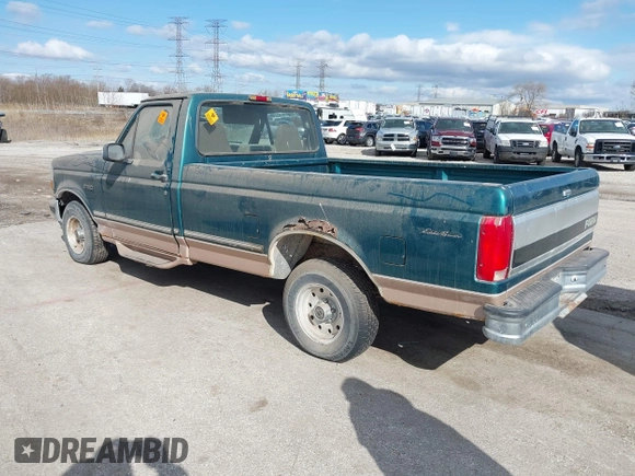 1996 Ford F-150 z VIN 1FTEF15N7TLA47916, wystawiony jako IAAI lot #41972655 z przebiegiem 130 257 mil mil oraz . Historia ofert i sprzedaży dostępna na DreamBid. Obrazek 3.