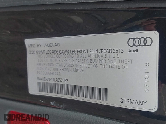 2020 Audi A4 Premium Plus with VIN WAUENAF41LA052093, listed as a IAAI auction lot 39436553 with 30,810 mi miles and . Bid and sale history available at carsss.com. Image 9.