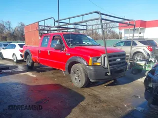 2005 Ford Super Duty F-250 XL with VIN 1FTSW20575EB69845, listed as a IAAI auction lot 41346591 with 1 mi miles. Bid and sale history available at carsss.com. Image 1.