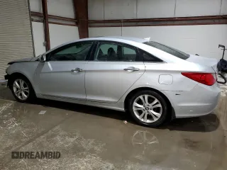 2013 Hyundai Sonata Limited with VIN 5NPEC4AC1DH614335, listed as a Copart auction lot 88629155 with 170,464 mi miles and Non Repairable. Bid and sale history available at carsss.com. Image 2.