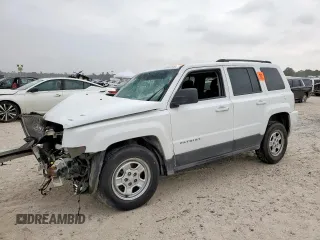 2016 Jeep Patriot Sport z VIN 1C4NJPBA4GD669487, wystawiony jako Copart lot #57560945 z przebiegiem Nie podano mil oraz Szkody całkowita. Historia ofert i sprzedaży dostępna na DreamBid. Obrazek 1.