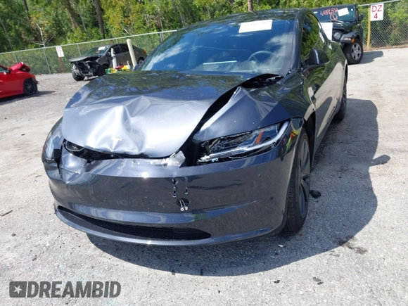 2025 Tesla Model 3 Long Range with VIN 5YJ3E1EA9SF897555, listed as a IAAI auction lot 41886716 with 6,757 mi miles and . Bid and sale history available at carsss.com. Image 6.