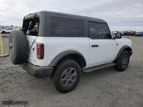 2023 Ford Bronco with VIN 1FMDE5AH7PLC15500, listed as a Copart auction lot 72588184 with 7,975 mi miles and Salvage Title. Bid and sale history available at carsss.com. Image 3.