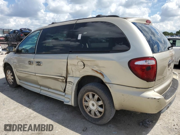 2006 Chrysler Town & Country LWB Touring with VIN 2A8GP54LX6R916753, listed as a Copart auction lot 84253744 with 204,621 mi miles and Non Repairable. Bid and sale history available at carsss.com. Image 2.