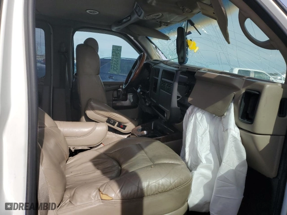 2004 Chevrolet Express Passenger with VIN 1GBFG15T041144358, listed as a Copart auction lot 45413355 with 0 mi miles and Salvage Title. Bid and sale history available at carsss.com. Image 7.