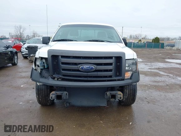 2012 Ford F-150 XL with VIN 1FTMF1CM4CKE25654, listed as a IAAI auction lot 41961898 with 288,253 mi miles. Bid and sale history available at carsss.com. Image 6.