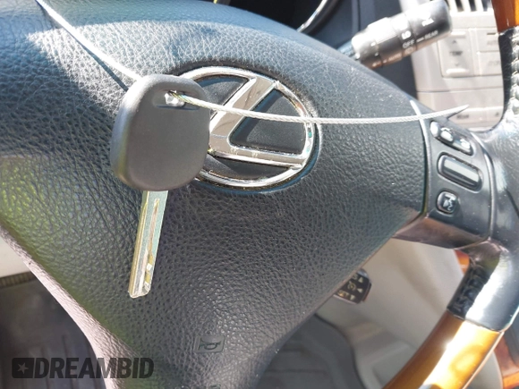2008 Lexus RX 350 with VIN 2T2GK31U58C035710, listed as a IAAI auction lot 42213028 with 200,359 mi miles and . Bid and sale history available at DreamBid. Image 11.