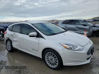 2013 Ford Focus Electric with VIN 1FADP3R44DL352402, listed as a Copart auction lot 45566905 with Not provided miles and Salvage title. Bid and sale history available at DreamBid. Image 4.
