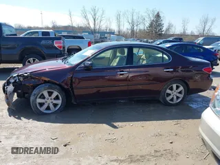 2005 Lexus ES 330 with VIN JTHBA30G455137584, listed as a IAAI auction lot 41961431 with 197,531 mi miles. Bid and sale history available at carsss.com. Image 13.