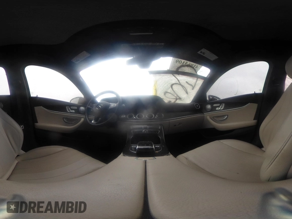 2018 Mercedes-Benz E with VIN WDDZF4KB5JA352116, listed as a IAAI auction lot 41863109 with 71,039 mi miles. Bid and sale history available at carsss.com. Image 19.
